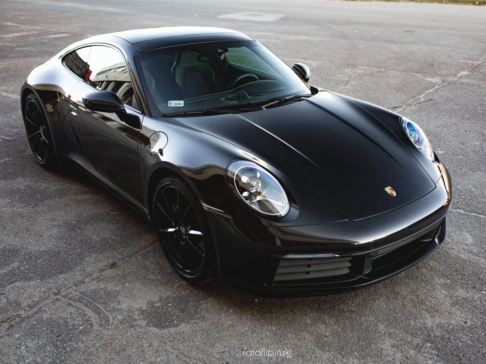 Oracal 970 - 704 Metallic Black Gloss